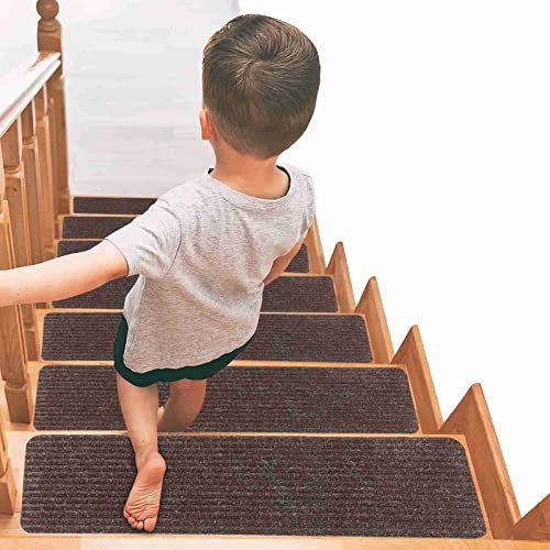 Arthome Tappeti per Scale 15 Pezzi 20x76cm per Gradini Legno, Tappetini Antiscivolo Sicurezza per animali domestici, anziani e bambini, Adesivi Antiscivolo per Moquette (Marrone)