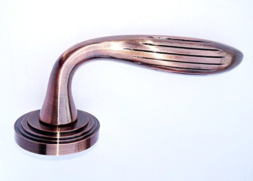 Lever on Round Rose Mira Door Handle in Pairs Antique Copper from EUROART