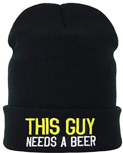 Lustige Strickmütze - Warme Wintermütze mit Spruch This Guy Needs a Beer - Beanie für Damen und Herren - Unisex Wollmütze - Haube mit Spruch