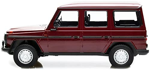 Minichamps 1:18 1980 Mercedes G-Model Long (W460) - Dunkelrot