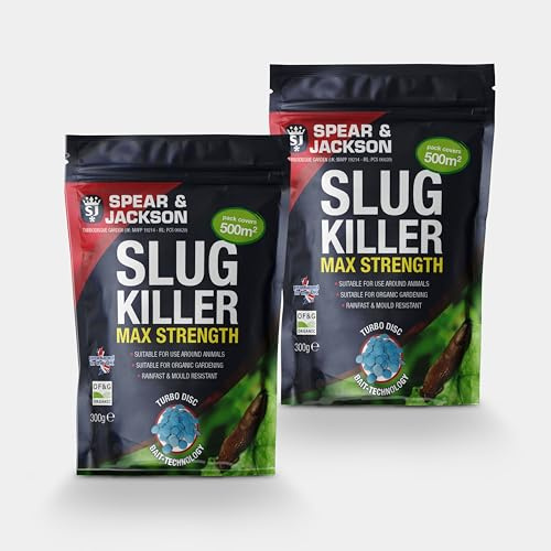 Spear & Jackson Slug Killer Lentils, 2 x 300g, High-Strength Formula, 500m² Coverage, Turbo Disc Bait Technology