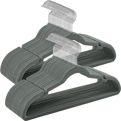SONGMICS Cintres en Velours, Lot de 50, Antiglisse, avec Encoches, Barre pour Pantalons, Crochet Pivotant à 360°, Gain de Place, Épaisseur 0,6 cm, Longueur de 43 cm, Gris CRF029G05