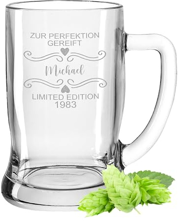 Gravur-Max Leonardo Bierkrug 0,5L mit Gravur & Name – personalisiertes Bierglas „Zur Perfektion gereift“ – Bierkrug personalisiert – spülmaschinenfest –Geschenk für Männer
