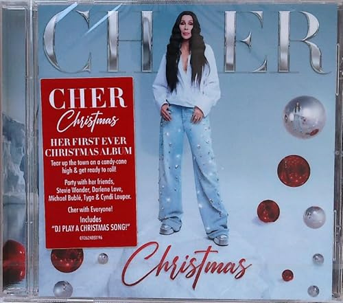 Her 1st CHRlSTMAS AIbum Ever !