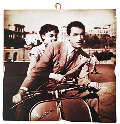 KUSTOM ART Bild im Vintage-Stil Gregory Peck und Audrey Hepburn im römischen Film aus der Sammlung Druck auf Holz