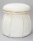 Qiyano Pouf Sitzhocker aus weichem Samtstoff in Beige in Kegelform Pilzform für Wohnzimmer, Schlafzimmer, Kinderzimmer, Kunstlederverzierung in Gold, Höhe ca. 55 cm, Farbe: Beige