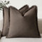Foindtower Dekorative Leinen-Kissenbezüge, Boho-Stil mit Fransen, Landhaus-Stil, Quasten, weich, Deko-Bezug für Couch, Sofa, Bett, Wohnzimmer, Inneneinrichtung, 2 Stück, 55,9 x 55,9 cm, Rotbraun