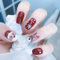24Pcs Noël Faux Ongles Carré Court, Rouge Paillettes French Ongles à Coller avec Père Noël Flocon de Neige Wapiti Dessin, Mignon Hiver Faux Ongles Autocollants Acrylique Press on Nails pour Femmes