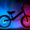 GBKDQQ 2 Stück USB Aufladbare LED Radnabenlichter, LED Radnabenlichter für Kinder Balance Scooter, Wasserdicht Speichenlichter mit Smart Induction, 7 Farben & 18 Modi