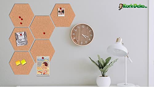 Kork Fliesen | Hexagone aus Kork zur Wanddekoration | XXL Pinnwand | 6 Stück Kork-Hexagone je 30x26 cm | selbstklebend | Wandverkleidung & Wandgestaltung | Büro und Homeoffice