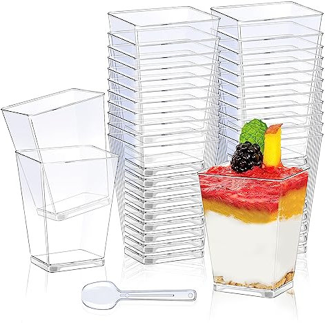 Desserttassen 50 Stück,160ml Plastik Dessertbecher mit Löffeln Wiederverwendbar Quadratisches Dessertbecher Set für Mousse Pudding Eis Buffet Hochzeiten Geburtstag Party