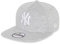 New Era New York Yankees Kappe Jersey Snapback Cap 9Fifty MLB Fankappe Baseball grau - M - L
