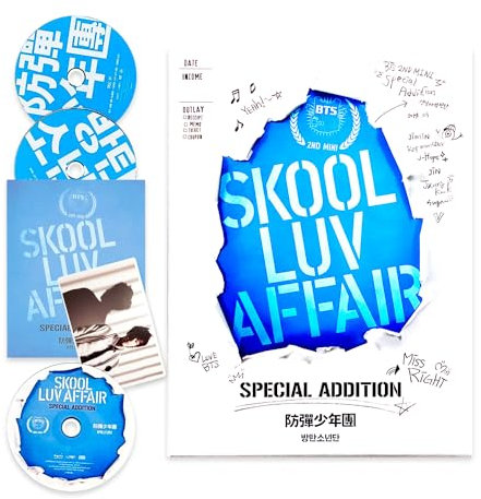 BTS - [Skool Luv Affair] (Special Addition) (Re-release) Out Box + Booklet + Photo Card + CD-R + DVD-R + 1 Hand Pocket Mirror + 5 Extra Photos