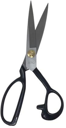 ATG® Sattler - Schneiderschere - Präzision und Komfort in jedem Schnitt | Stoffschere | Rostfreier Spezialstahl | Planenschere | Ergonomisch gummierter Komfortgriff (Länge 23cm) | PVC-Schere