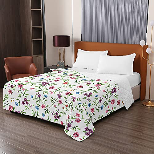 Oduo Boutis Couvre Lit Matelassé de Microfibre, 3D Floral Impression Dessus Couverture Climatisation Couette Parure de Lit Èté Canapé l'Air Conditionné Courtepointe (Fleur Mauve,150x200cm)