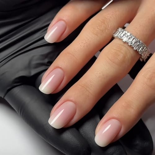 24 Pièces Carrés Faux Ongles Court, Nude Rose Dégradé French Press on Nails, Naturel Ongles à Coller Couverture Complète Capsule Ongles, Acrylique Faux Ongles Autocollants pour Femmes et Filles