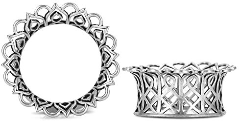 ERKUOO 2PCS Jauges d’oreille Double Évasé Tunnel d’oreille Creux Pattern Plug Piercing Expander Chair Boucle d’oreille Châssis Lobe Piercing Bijoux 10mm