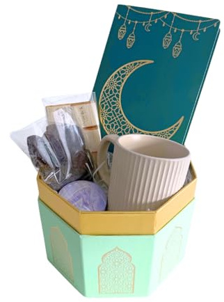 Peacock Supplies Ramadan Treat Box Gift Hamper | Chocolates, Lantern Mugs, Scented Candle & Sweet Ajwa Dates