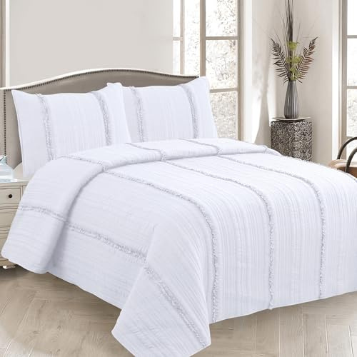 MS Hometex Interiors Mikrofaser Tagesdecke 220x240 mit 2 Kissen Set 50x70 – Bettüberwurf & Überdecke aus 100% Polyester mit Volants – Extraweiche pflegleichte Überwurf für Bett, Sofa & Couch (Crème)