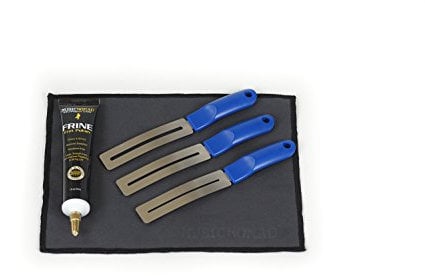 MusicNomad 5 pc. FRINE Fret Polishing Kit with Fretboard Guards, Polish, Cloth (MN124)