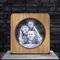 Lampephoto.fr Cadre Photo Lumineux Cadre Aspect Bois Personnalisée par Gravure Laser, Photo Personnalisable, Lampe Personnalisée sur Plexiglass, Idée Cadeau Original Noël, Anniversaire