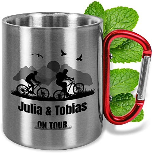 Karabiner-Edelstahl-Tasse personalisiert „WUNSCHNAMEN ON TOUR“ – ca. 330ml - Metall-Becher mit Namen – Geschenk für Wanderer, Camper, Camping-Freunde, Männer & Frauen Vatertag (Fahrrad, Griff Rot)