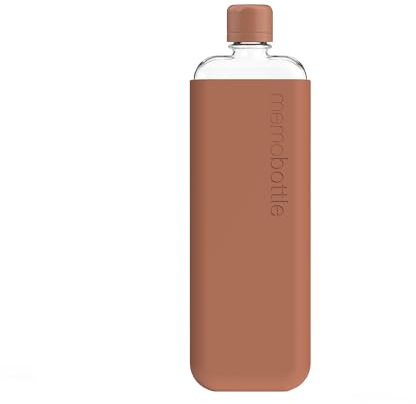 memobottle SLIM (Terracotta) - Botella de 15 onzas (450 ml), funda de silicona y tapa, botella de agua elegante, delgada y plana para bolsas, portátiles y libros, Tritan sin BPA, moderna, minimalista,