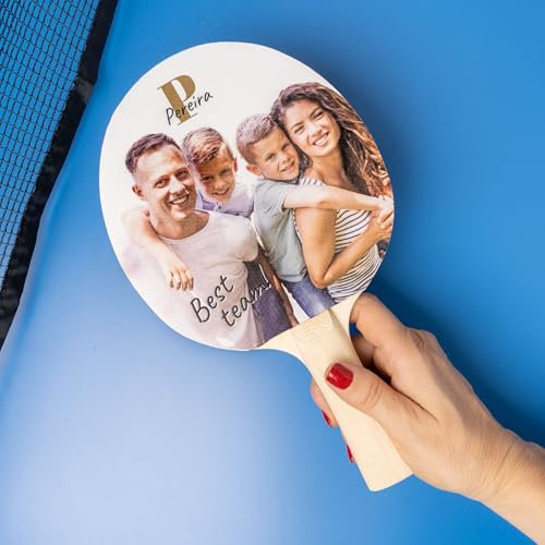 Wanapix | Personalisierter Tischtennisschläger | Tischtennisschläger mit Fotos und Namen | Aus Holz und Gummi | Personalisierung auf 1 Seite durch Direktdruck auf das Gummi | 100% personalisiert