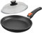 SKK große 2-tlg. Aluguss Flachrand-Pfanne Ø 32 cm Induktion - Bratpfanne Griff abnehmbar & Antihaft-Beschichtung & Vollglas-Deckel - Made in Germany