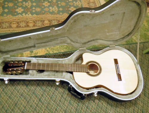 Cordoba GK-Studio Guitare électro-acoustique en épicéa
