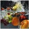 ARTland Wanddeko Glasbilder Wandbild Glas Bild einteilig 50x50 cm Quadratisch Früchte im Wasser Obst Frucht Cocktails Erdbeere Orange Limette Zitrone S7LQ