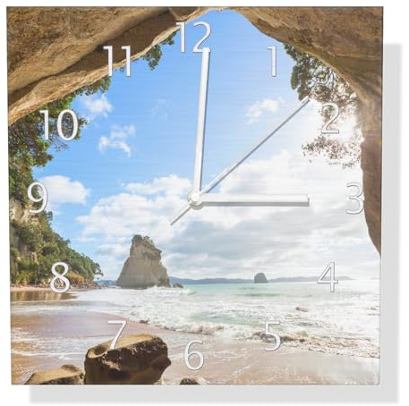Wallario Design Wanduhr Felsbogen mit Blick aufs Meer aus Aluverbund, Alu-Uhr Größe 30 x 30 cm, weiße Zeiger mit Metalloptik