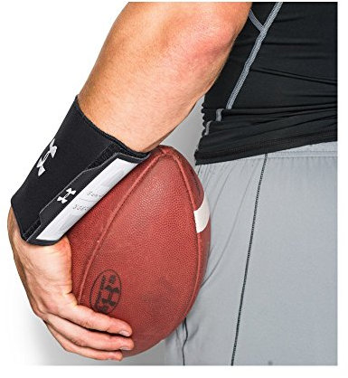 Under Armour Undeniable Wrist Coach - weiß