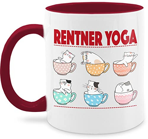 Tasse 325ml - Rentner Yoga Katzen in Tassen I Geschenk Rente - 325 ml - Bordeauxrot - yogatasse rentnertasse retirement tier milchkaffeetasse renteneintritt pensionsgeschenke zum ruhestand tiermotiv