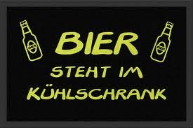 Fussmatte Bier steht im Kühlschrank - Fußabstreifer Türmatte