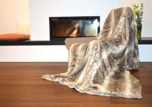 Mesana Wohndecke Wolf; Größe ca. 150x200 cm, Farbe braun