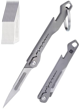 TIKIDESIGN TKK4 Mini Titan Taschenmesser mit Flaschenöffner, Mini EDC Klappmesser, faltbares Utility Knife Allzweckmesser für Männer, EDC Pocket Tool Camping Accessoire für Outdoor