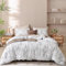 Freyamy Housse de Couette Floral 220x240+2 Taie d'oreiller 65x65cm Blanc Noir Fleurie Imprimé Parure de lit 2 Personnes Adulte Fleurs Sets de Housse Couette en 100% Microfibre avec Fermeture Éclair