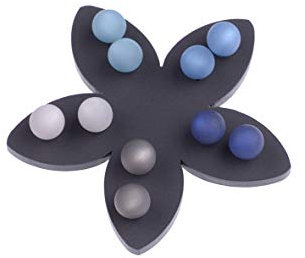 5 Paar Polaris Ohrstecker 8mm Größe in harmonischen Farbvarianten auf einer schwarzer Blume von Adi-Modeschmuck in Berlin