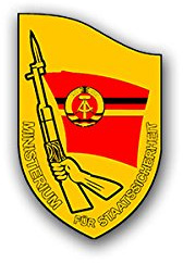 Aufkleber/Sticker Ministerium für Staatssicherheit DDR Ost Spitzel 5x7cm A1591