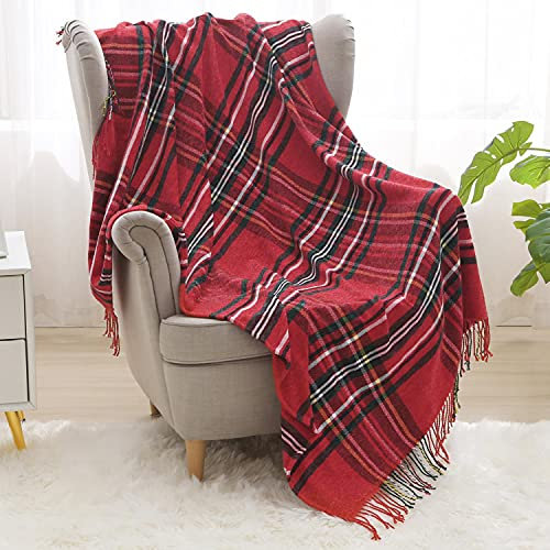 Beskie Couverture en chenille pour canapé, lit, voyage | Motif tartan rouge noir à carreaux décoratifs | Couverture de Noël chaude et confortable avec volants | 127 x 152,4 cm