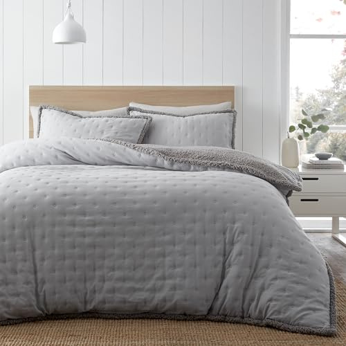 Catherine Lansfield Cosy Nori Soft Sherpa Double Duvet Cover Set with Pillowcases Silver