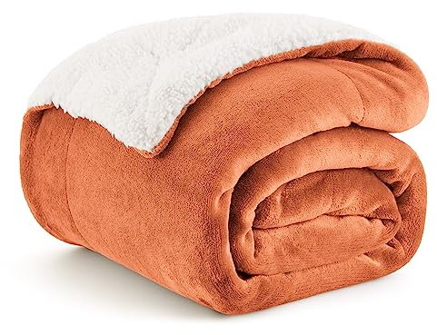 BEDSURE Kuscheldecke - Warm Sherpa Wolldecke & Sofadecke, Flauschig Sofaüberwurf Decke, Dicke Couchdecke, Fleecedecke, Flauschige Wohndecke für Couch, Orange, 150x200 cm, XL