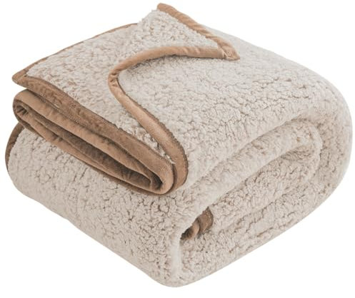 EMME Kuscheldecke Sherpa Decke Flauschig,228x228 cm,Dicke und Elegant, Sofadecke Doppelgesicht Extra Weich, Warme Gemütliche Wendbare Flauschige Wohndecke Decke für Couch und Bett,Khaki