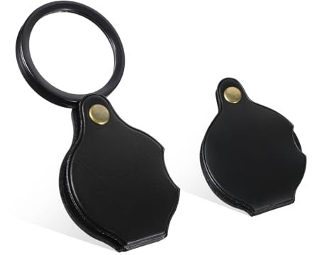 cobee 2 Stück Mini Lupe 10 Fache Taschenlupe, Faltbare Lesen Lupe mit Lederschutzhülle, Lupe Kinder Tragbar Leselupe für Landkarten Schmuck Reparieren Basteln Lesen Bücher Zeitungen(50mm)