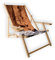 MultiBrands® Holz-Liegestuhl, mit Armlehne und Getränkehalter, klappbar, Motiv Holz