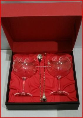 crisandecor Estuche 2 Copas Gin Tonic Bohemia Personalizadas con Nombre O Inicial/ES Y CUCHARILLAS de 990 ml