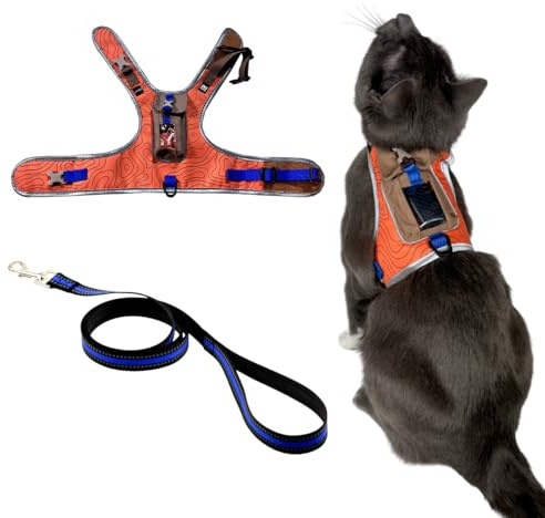 TRAVEL CAT The Pathfinder Katzengeschirr mit GPS-Tracker-Tasche – Powered by Tractive Katzengeschirr ausbruchsicher – Gehen ausbruchsicheres Katzengeschirr für kleine, große Katze, Kätzchen (Orange,