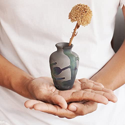 RAAQUU Hana O Mini-Vase, 8,9 cm, Raku-Keramik, handgefertigt, Heimdekoration, Geschenk, in Karbonfaser, halb kupferfarben, matt
