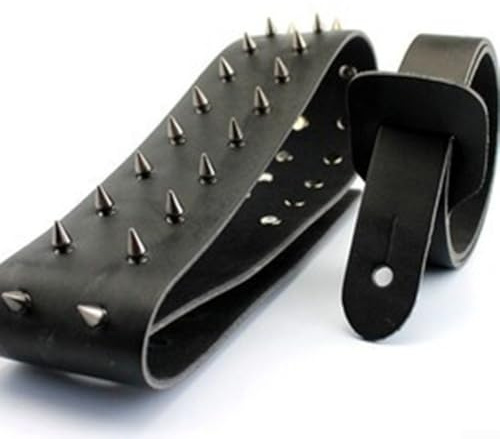 TDCuizent Gitarrengurt aus Leder mit Metallspikes, verstellbarer Nietengurt für E-Akustik- und Konzertgitarre und Bass, Gothic-/Punk-Stil, für 127-149,9 cm (A)